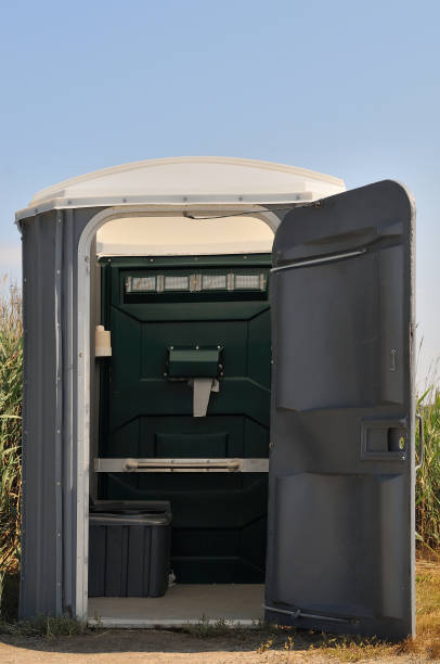 Best Portable toilet rental cost  in Okawvle, IL